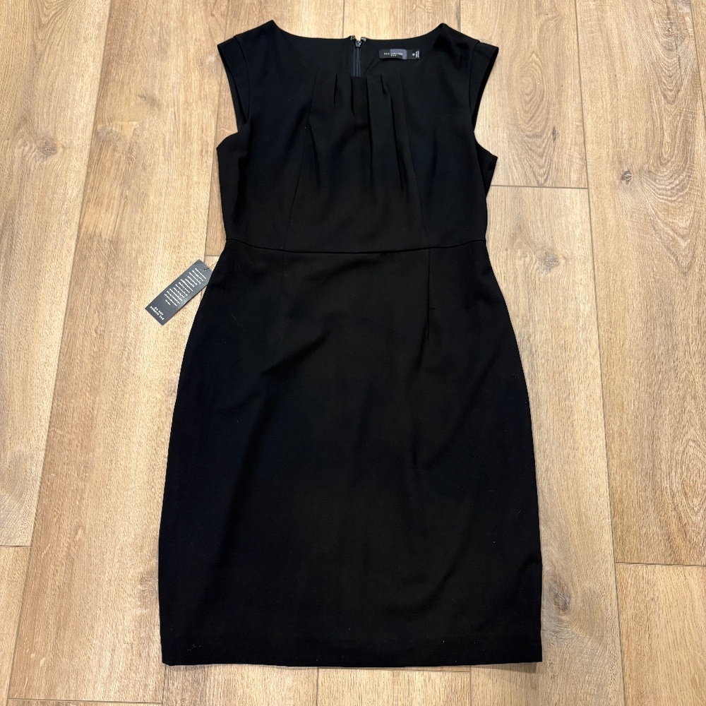 NWT 🌟THE LIMITIED🌟 CLASSIC SLEEVELESS SHEATH KNEE LENGTH DRESS BLACK SZ  10